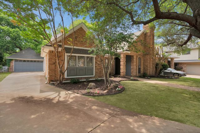 4219 Oak Springs Drive, Arlington, TX 76016