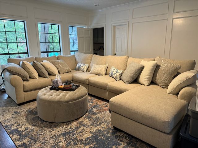 4219 Oak Springs Drive, Arlington, TX 76016