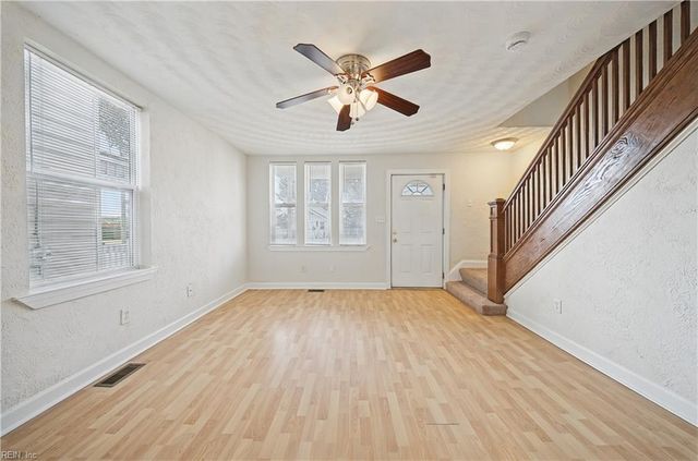 1226 Lindsay AVE, Portsmouth, VA 23704
