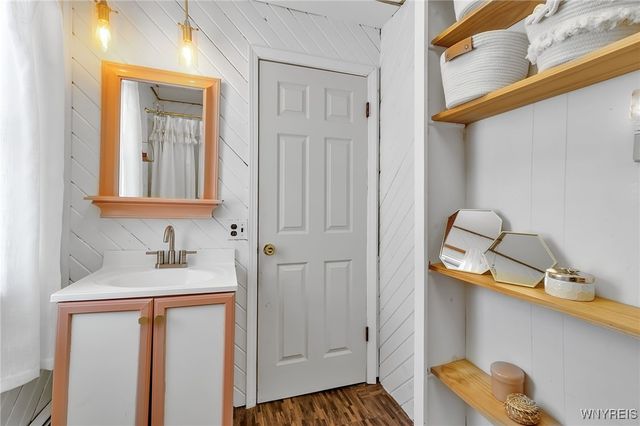 43 Cleveland Avenue, Tonawanda, NY 14150