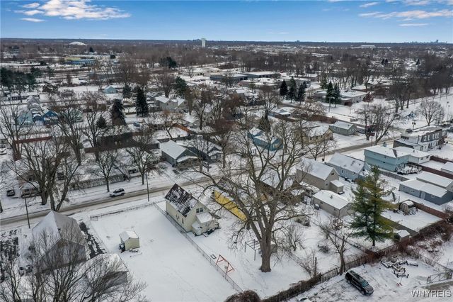 43 Cleveland Avenue, Tonawanda, NY 14150