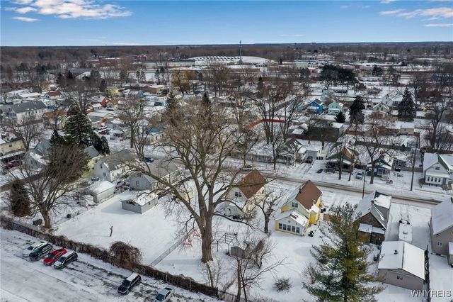 43 Cleveland Avenue, Tonawanda, NY 14150