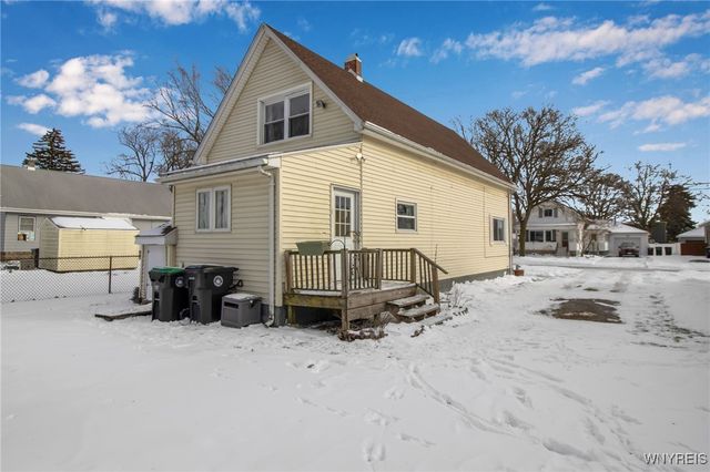 43 Cleveland Avenue, Tonawanda, NY 14150