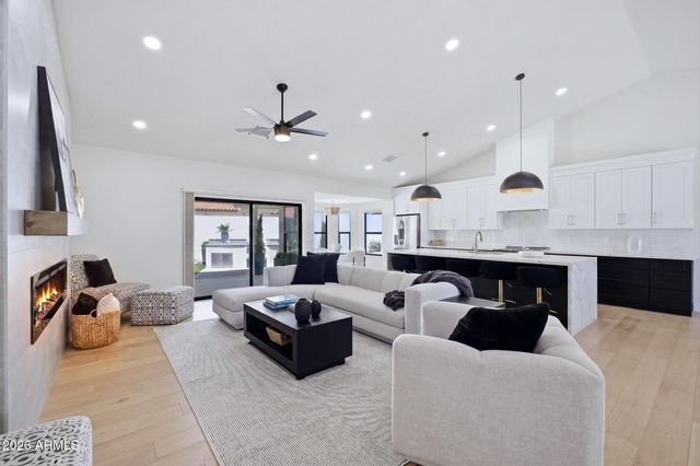 10556 E BELLA VISTA Drive, Scottsdale, AZ 85258