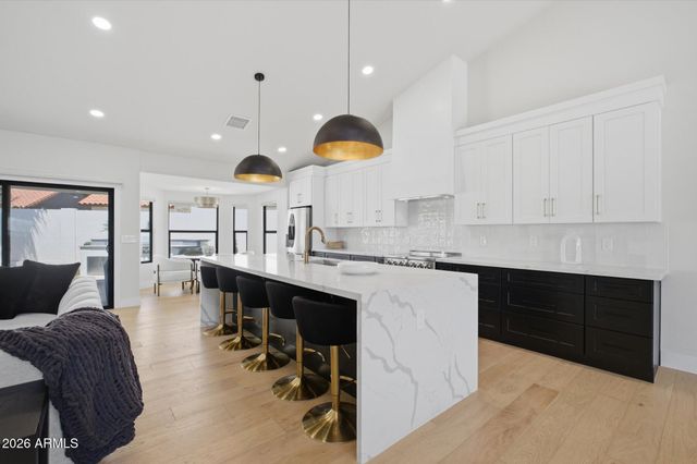 10556 E BELLA VISTA Drive, Scottsdale, AZ 85258