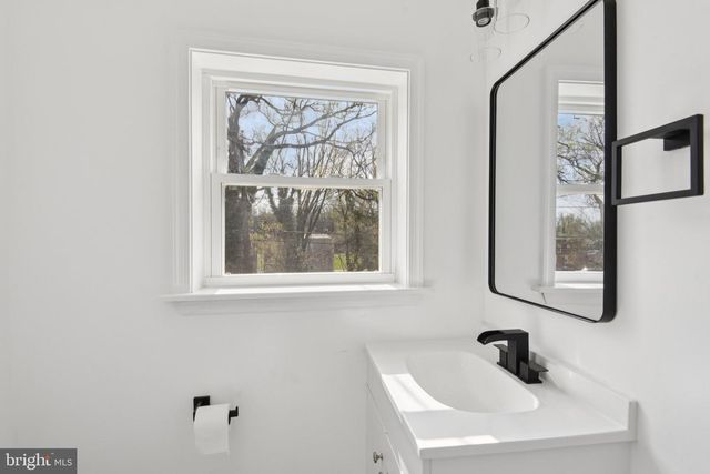 3922 REISTERSTOWN RD, Baltimore, MD 21215