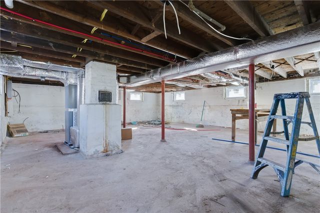 220 Vincent Avenue, East Providence, RI 02914