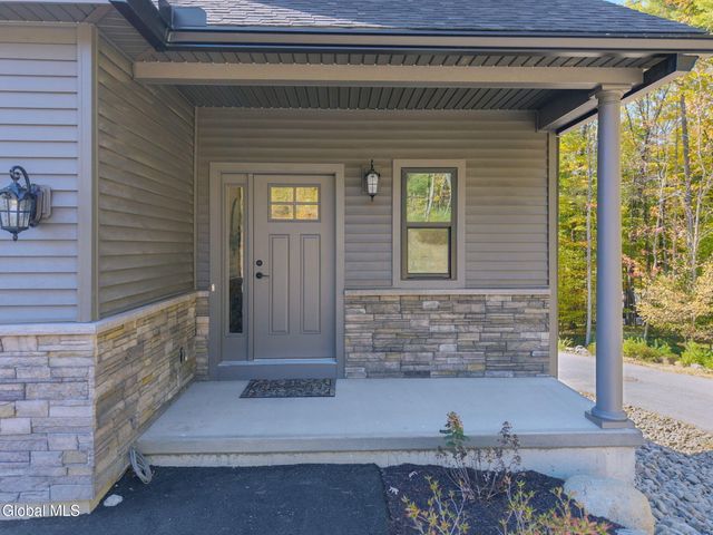 24 Hill Crest Lane UNIT 7, Lake George, NY 12845
