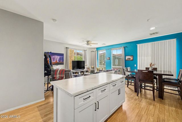 2450 W GLENROSA Avenue 41, Phoenix, AZ 85015