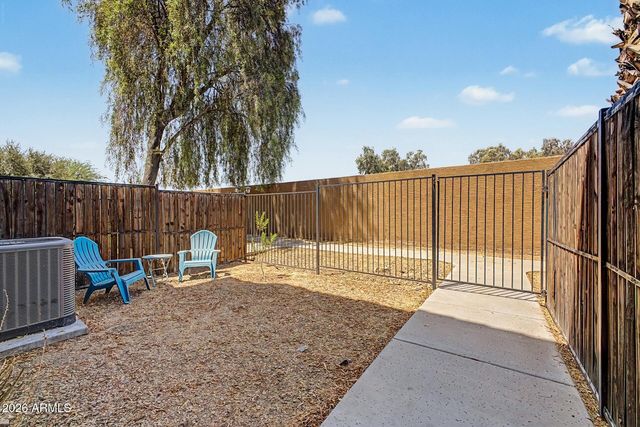 2450 W GLENROSA Avenue 41, Phoenix, AZ 85015