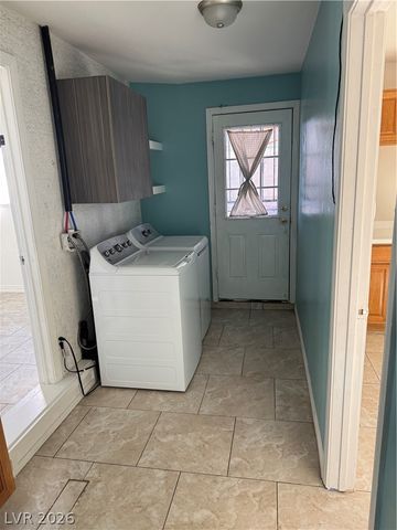 608 Greenhurst Road, Las Vegas, NV 89145