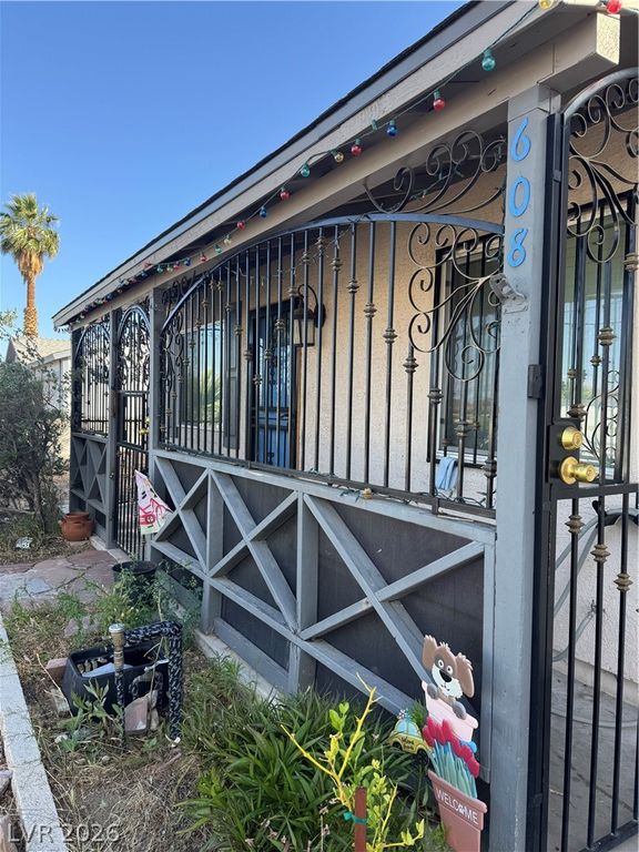 608 Greenhurst Road, Las Vegas, NV 89145