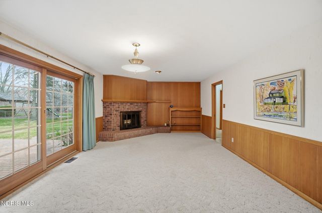 1029 Carol Road, Bowling Green, OH 43402