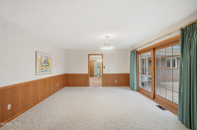1029 Carol Road, Bowling Green, OH 43402