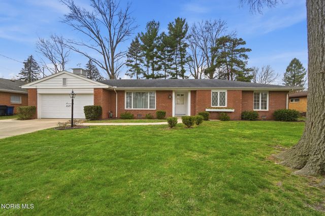 1029 Carol Road, Bowling Green, OH 43402