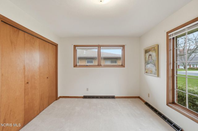 1029 Carol Road, Bowling Green, OH 43402