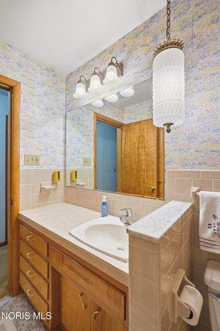 1029 Carol Road, Bowling Green, OH 43402
