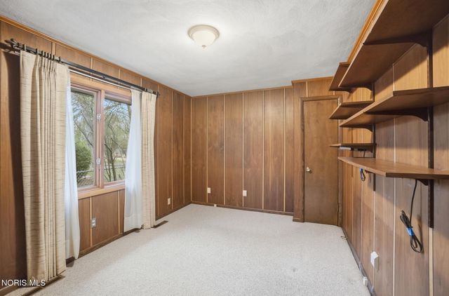 1029 Carol Road, Bowling Green, OH 43402