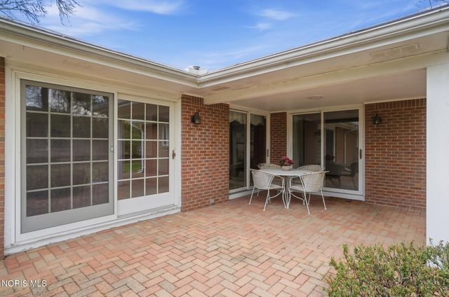 1029 Carol Road, Bowling Green, OH 43402
