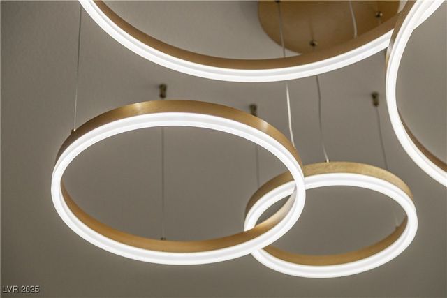 17 Winding Road, Henderson, NV 89052