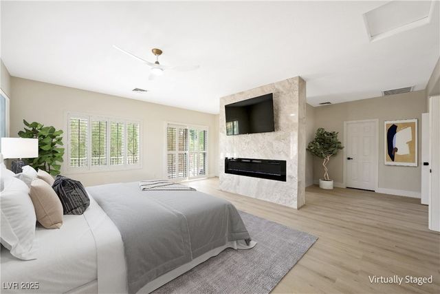 17 Winding Road, Henderson, NV 89052