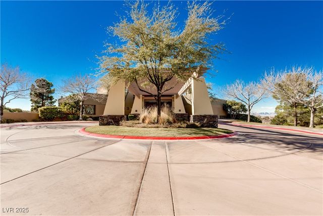 17 Winding Road, Henderson, NV 89052