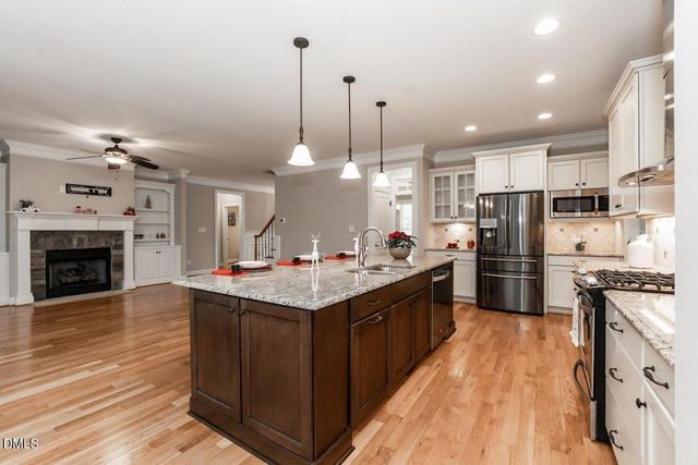 937 Shasta Daisy Drive, Wake Forest, NC 27587