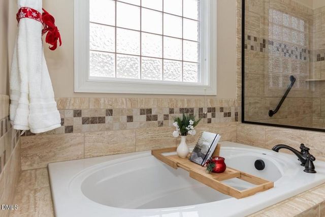 937 Shasta Daisy Drive, Wake Forest, NC 27587