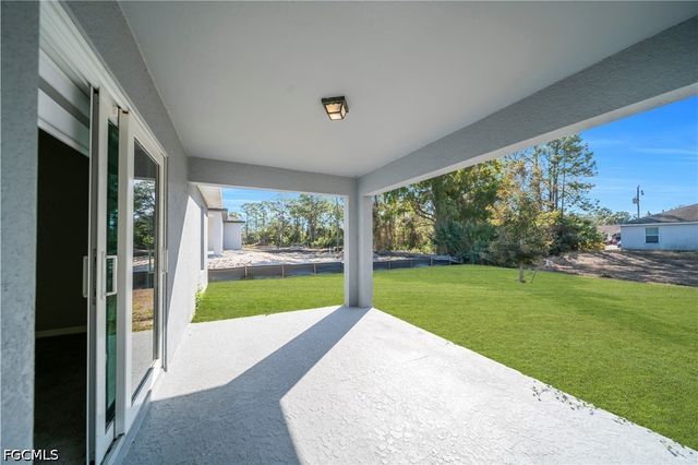 2617 53rd ST W, Lehigh Acres, FL 33971