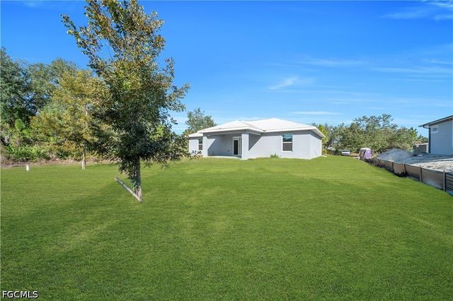 2617 53rd ST W, Lehigh Acres, FL 33971