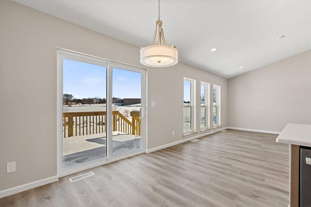 2814 Autumn Woods Drive, Cedar Falls, IA 50613