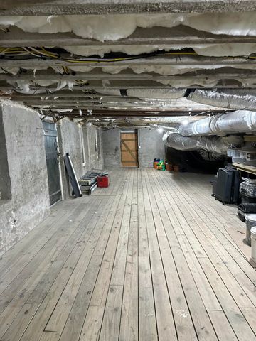 32 Society Street, Charleston, SC 29401