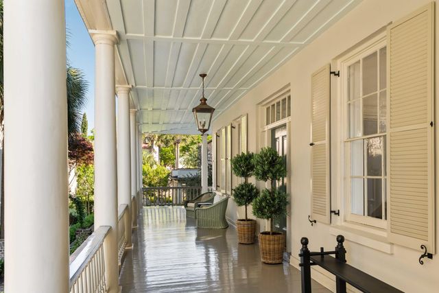 32 Society Street, Charleston, SC 29401