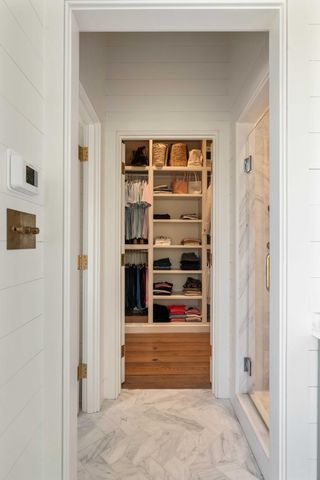 32 Society Street, Charleston, SC 29401