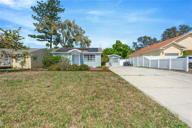 1424 PINE STREET, Clearwater, FL 33756