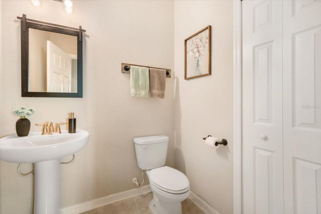 2882 AUTUMN ROCK DRIVE, Zephyrhills, FL 33540