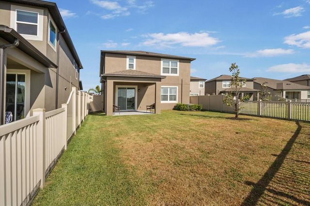 2882 AUTUMN ROCK DRIVE, Zephyrhills, FL 33540