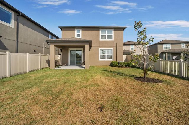 2882 AUTUMN ROCK DRIVE, Zephyrhills, FL 33540