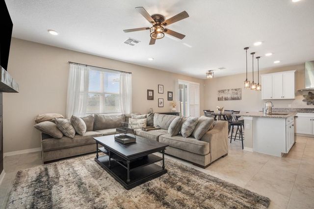 2882 AUTUMN ROCK DRIVE, Zephyrhills, FL 33540