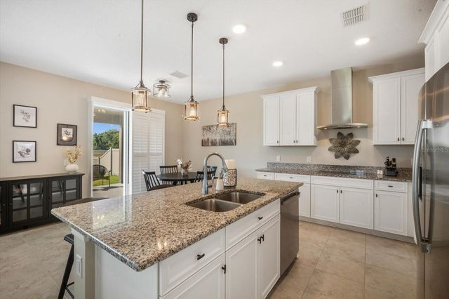 2882 AUTUMN ROCK DRIVE, Zephyrhills, FL 33540