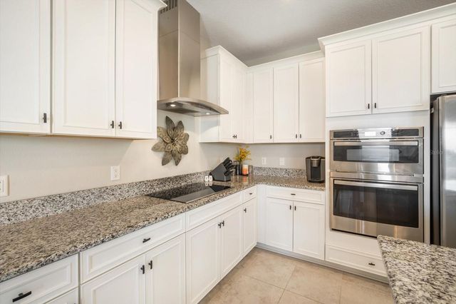 2882 AUTUMN ROCK DRIVE, Zephyrhills, FL 33540