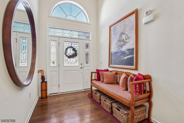 19 Davinci Dr, South Brunswick Twp., NJ 08852