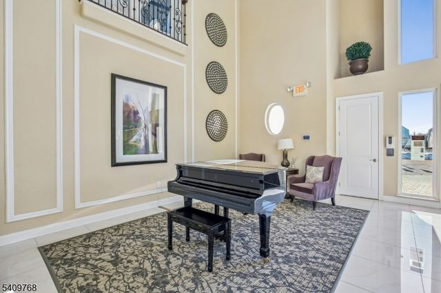 19 Davinci Dr, South Brunswick Twp., NJ 08852