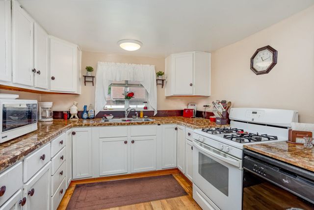 3322 Old Kawkawlin Road, Bay City, MI 48706