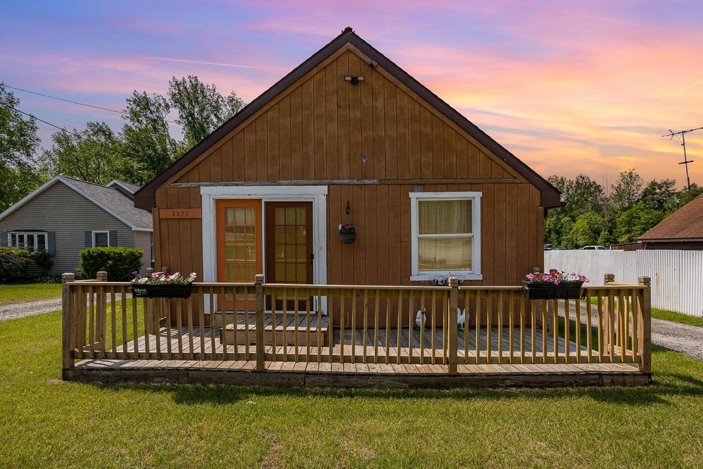 3322 Old Kawkawlin Road, Bay City, MI 48706