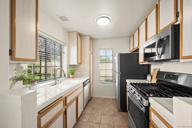 13340 Caminito Ciera 47, San Diego, CA 92129