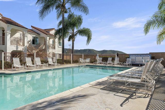 13340 Caminito Ciera 47, San Diego, CA 92129