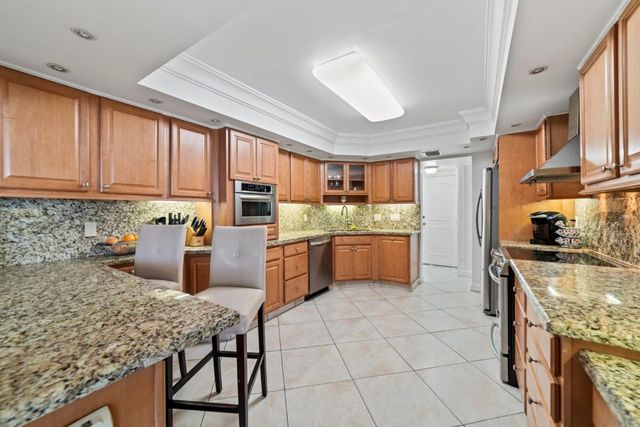 3900 N Ocean Drive 3F, Fort Lauderdale, FL 33308