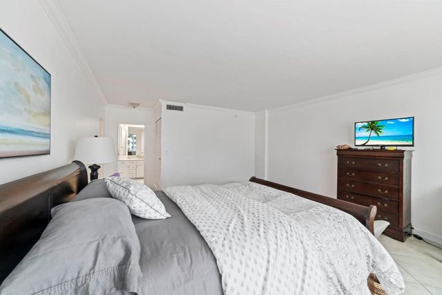 3900 N Ocean Drive 3F, Fort Lauderdale, FL 33308