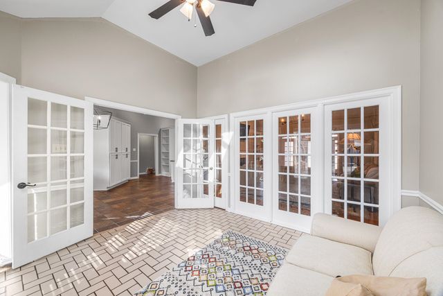 1665 NESHOBA TRACE CV, Germantown, TN 38138